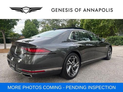 Makalu Gray 2023 Genesis G90 3.5T