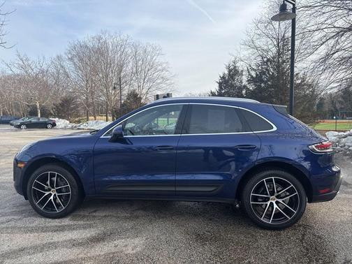 2023 Porsche Macan 