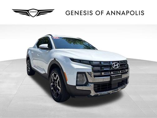 White 2025 Hyundai SANTA CRUZ Limited
