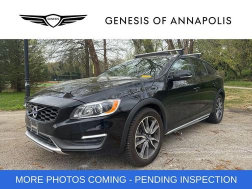 2016 Volvo V60 Cross Country T5 Platinum