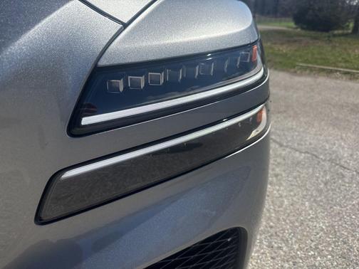 2025 Genesis GV80 2.5T