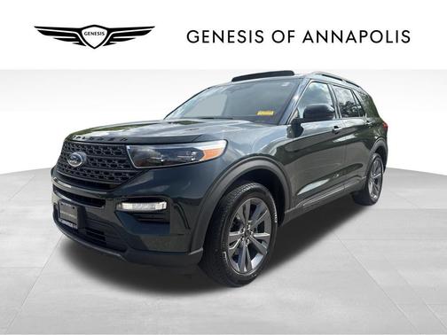 Green Metallic 2022 Ford Explorer XLT