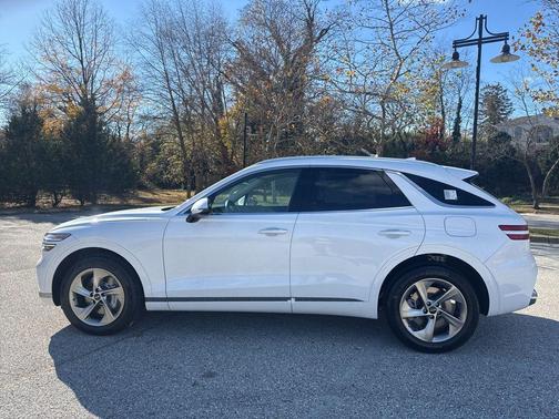 2026 Genesis GV70 2.5T