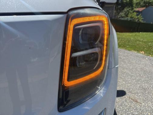 White Pearl 2021 Kia Telluride SX