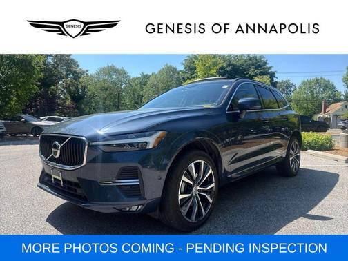 Denim Blue Metallic 2022 Volvo XC60 B5 Momentum