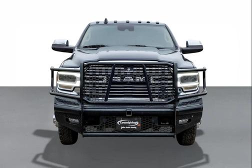 2021 RAM 3500 Laramie Crew Cab 4x4 8' Box