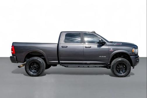 2020 RAM 2500 Big Horn Crew Cab 4X4 6'4' Box