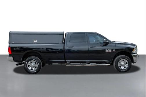 Brilliant Black Crystal Pearlcoat 2017 RAM 2500 Tradesman Crew Cab 4x4 8' Box