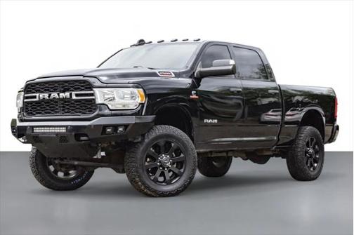 2020 RAM 2500 Tradesman Crew Cab 4X4 6'4' Box