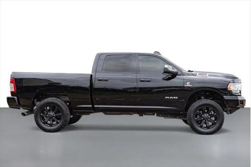 2020 RAM 2500 Tradesman Crew Cab 4X4 6'4' Box