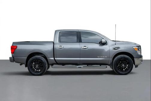 Gun Metallic 2017 Nissan Titan SL