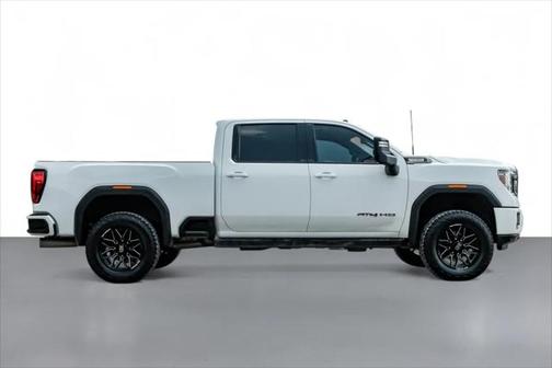 2022 GMC Sierra 2500 AT4