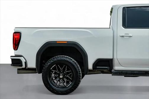 2022 GMC Sierra 2500 AT4