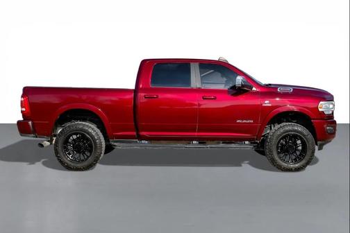 2022 RAM 2500 Laramie Crew Cab 4x4 6'4' Box