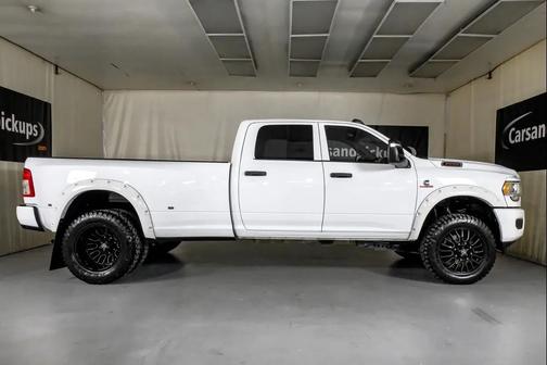 2024 RAM 3500 Tradesman Crew Cab 4x4 8' Box
