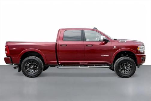 2022 RAM 2500 Laramie Crew Cab 4x4 6'4' Box