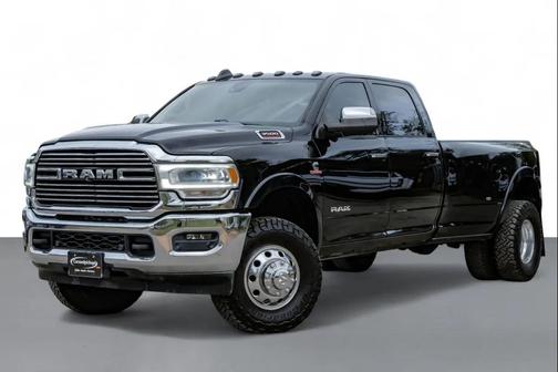 2019 RAM 3500 Laramie Crew Cab 4x4 8' Box