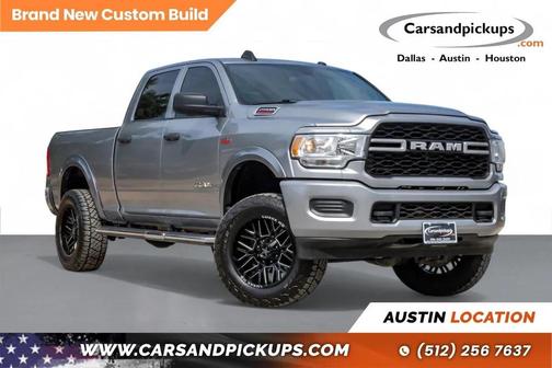 2022 RAM 2500 Tradesman Crew Cab 4x4 6'4' Box