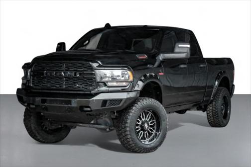 2023 RAM 2500 Tradesman Crew Cab 4x4 6'4' Box