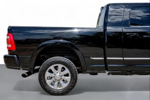 2023 RAM 2500 Limited Mega Cab 4x4 6'4' Box