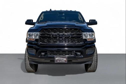 2020 RAM 2500 Tradesman Crew Cab 4X4 6'4' Box