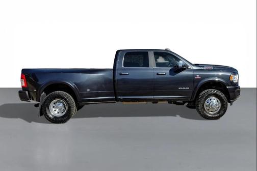 2022 RAM 3500 Lone Star Crew Cab 4x4 8' Box