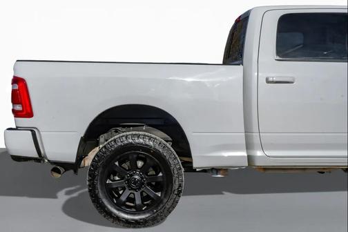 2024 RAM 2500 Laramie Crew Cab 4x4 6'4' Box
