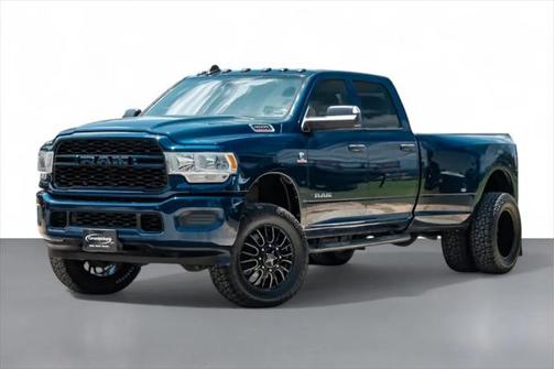2020 RAM 3500 Tradesman Crew Cab 4x4 8' Box