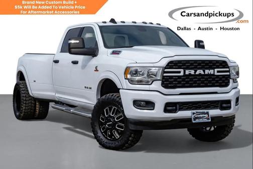 2023 RAM 3500 Big Horn Crew Cab 4x4 8' Box