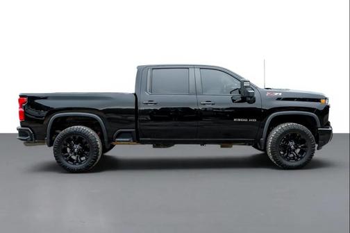 Black 2024 Chevrolet Silverado 2500 Custom