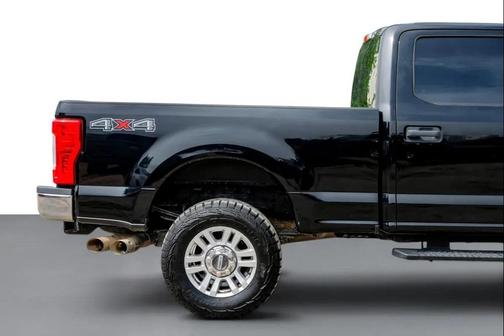 SHADOW BLACK 2018 Ford F-250 XL