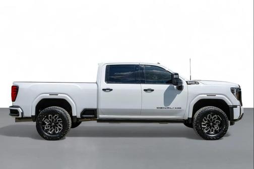 2024 GMC Sierra 2500 Denali