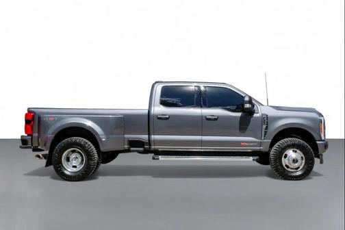 2023 Ford F-350 Lariat