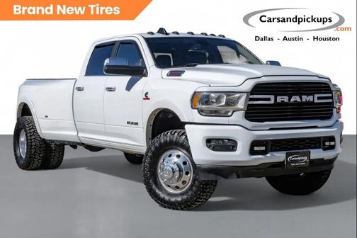 2022 RAM 3500 Laramie Crew Cab 4x4 8' Box