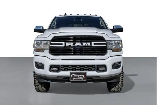 2022 RAM 3500 Laramie Crew Cab 4x4 8' Box