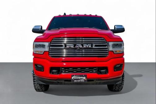 2021 RAM 3500 Laramie Crew Cab 4x4 8' Box