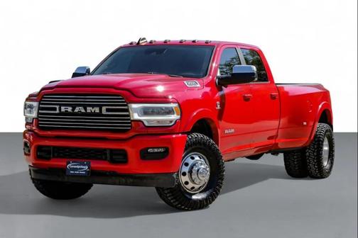 2021 RAM 3500 Laramie Crew Cab 4x4 8' Box