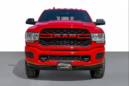 2022 RAM 3500 Tradesman Crew Cab 4x4 8' Box