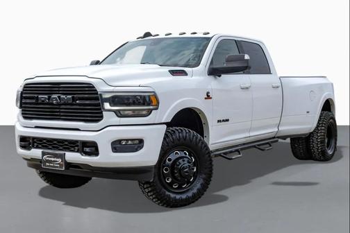 2021 RAM 3500 Laramie Crew Cab 4x4 8' Box