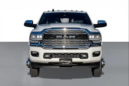 2022 RAM 3500 Limited Crew Cab 4x4 8' Box