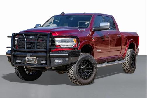 2019 RAM 2500 Laramie Crew Cab 4x4 6'4' Box