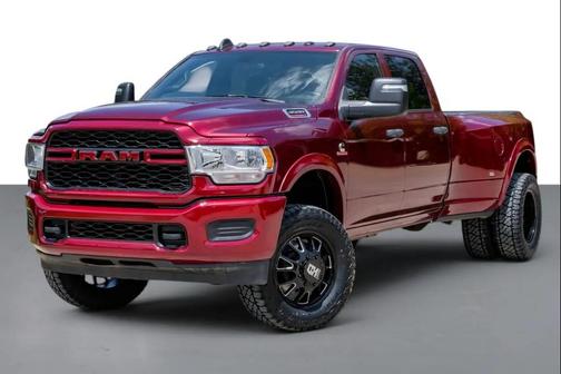 Delmonico Red Pearlcoat 2024 RAM 3500 Tradesman Crew Cab 4x4 8' Box