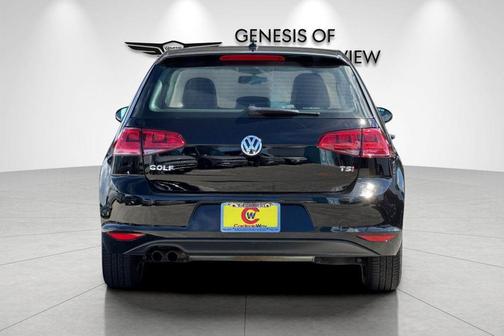 2015 Volkswagen Golf TSI S 4-Door