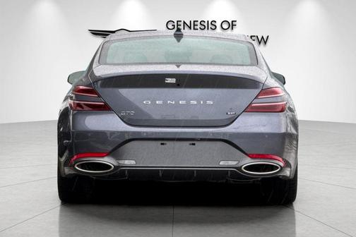 Graphite 2026 Genesis G70 3.3T Prestige Graphite