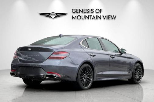 Graphite 2026 Genesis G70 3.3T Prestige Graphite