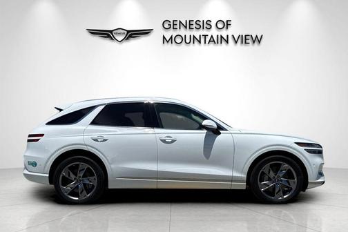 Alta White 2025 Genesis Electrified GV70 Advanced