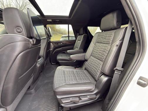 2024 Cadillac Escalade Sport Platinum