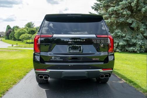 Onyx Black 2026 GMC Yukon Denali