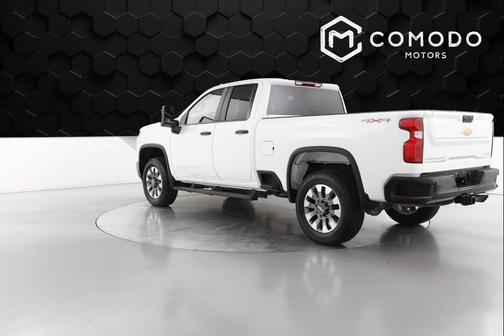 2022 Chevrolet Silverado 2500 Custom