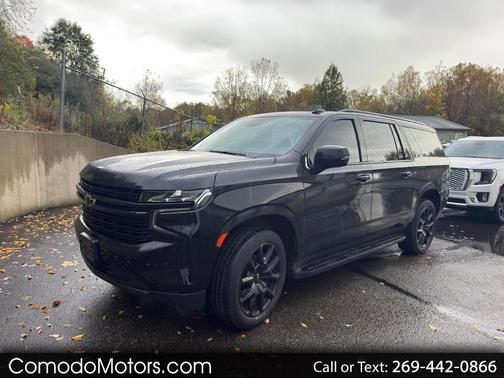 2023 Chevrolet Suburban RST